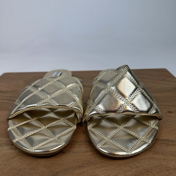 New NWOB Womens Steve Madden Perrie Quilted Slide Sandal Sandals Size 10 M - Picture 2 of 7